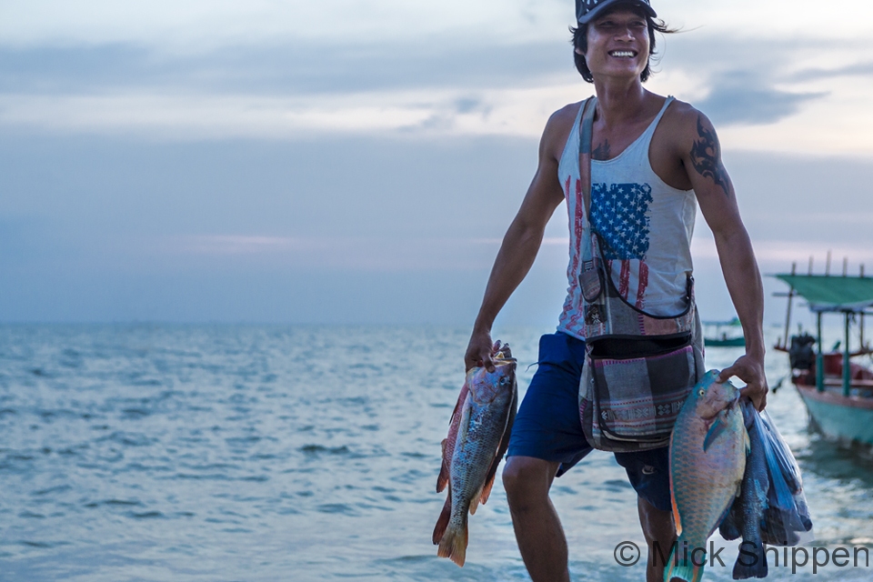 Returning with the catch, Sihanoukville, Cambodia