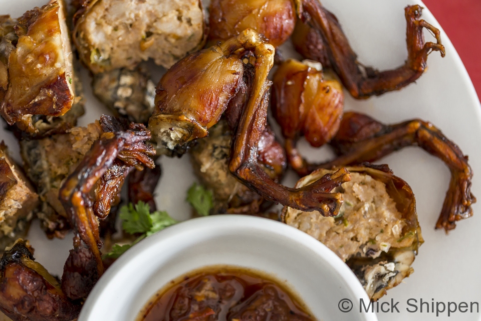 Stuffed frog, Lao food