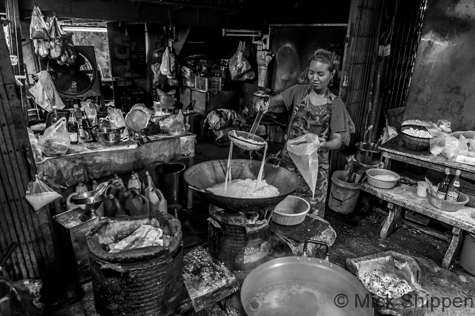 Boiling rice noodles, Chinatown, Bangkok