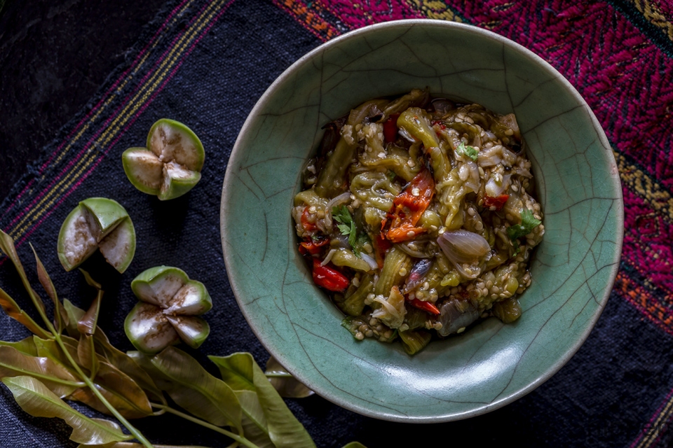 Lao food, jeow kak eua, aubergine and chilli dip