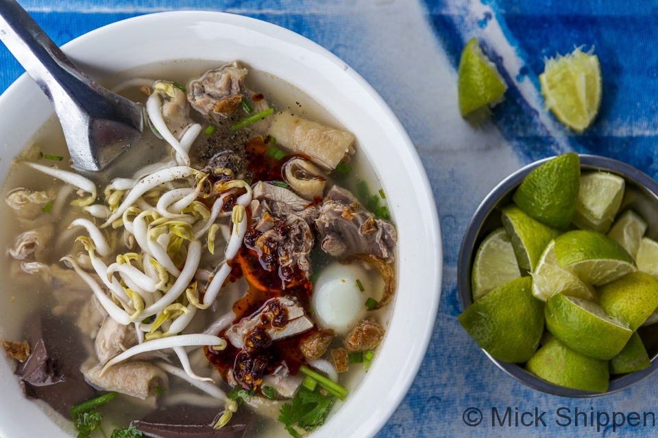 Noodle soup with chicken and beansprouts, Vientiane, Laos