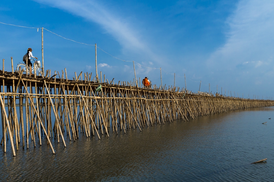 Bamboo bridge across the Mekong at Kompong Cham, Cambodia.