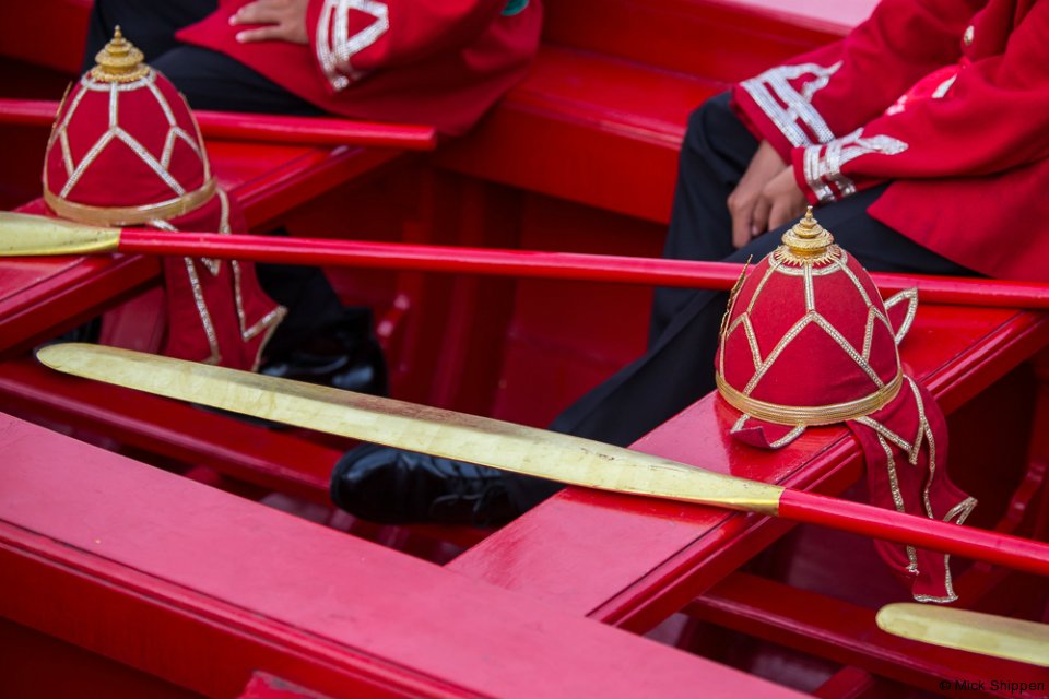 royal-barge-procession-bangkok