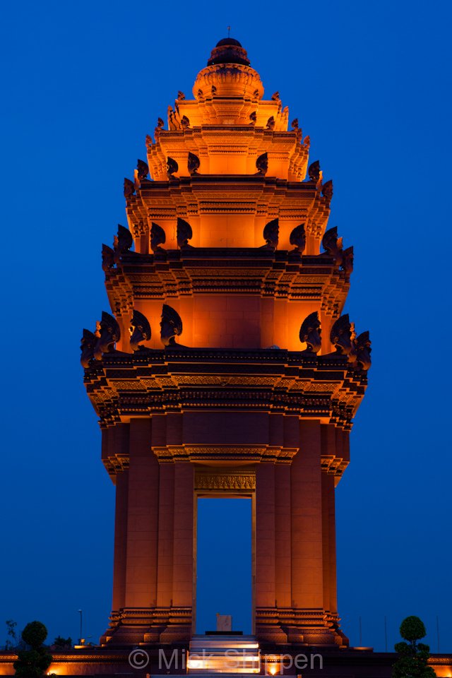 Monument of Independence, Phnom Penh