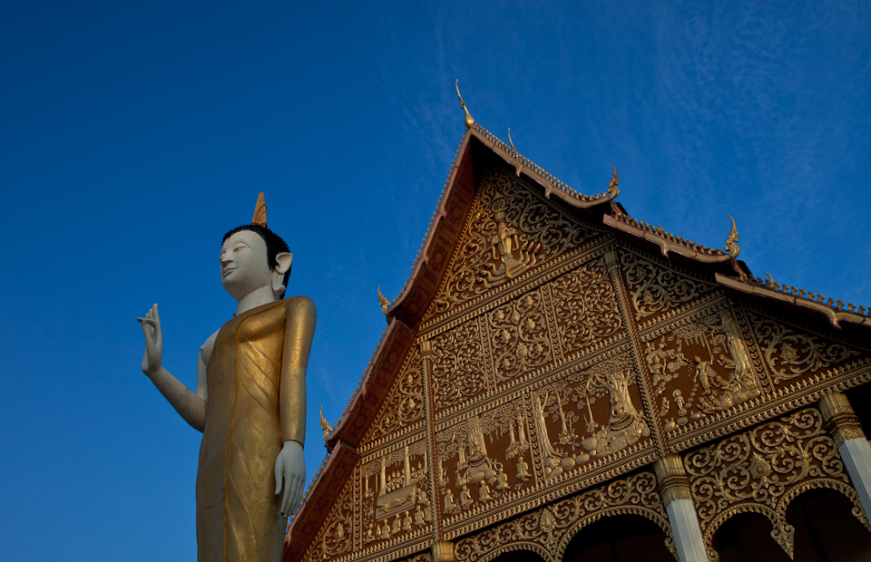 that-luang-3