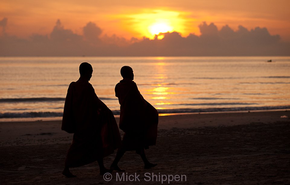 huahin-monk1