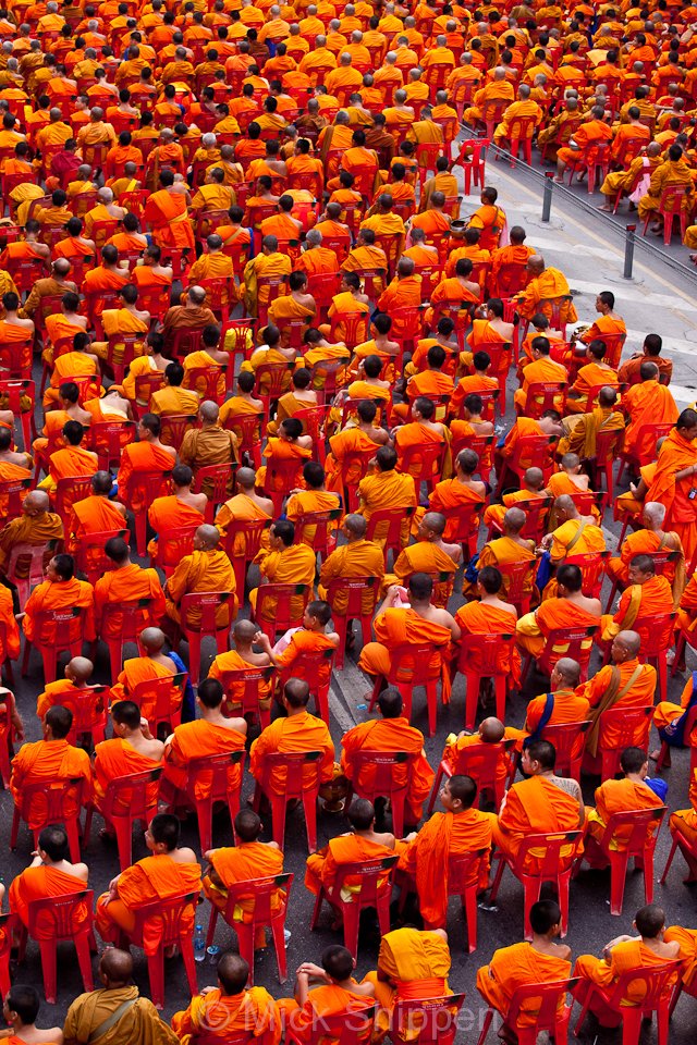 Alms giving for 30,000 Buddhist monks in central Bangkok