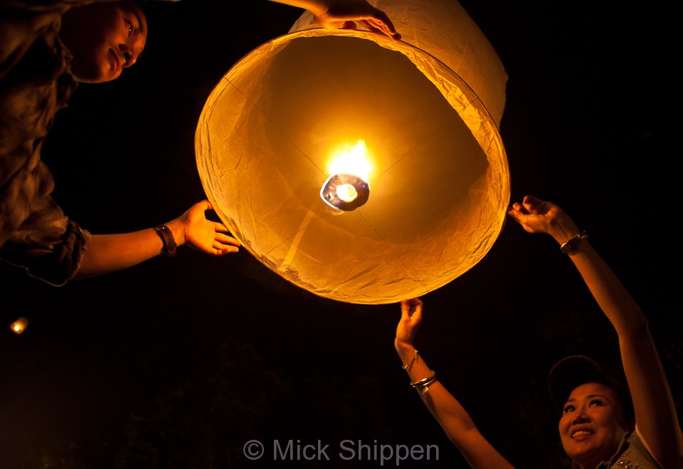 loy-kratong-2