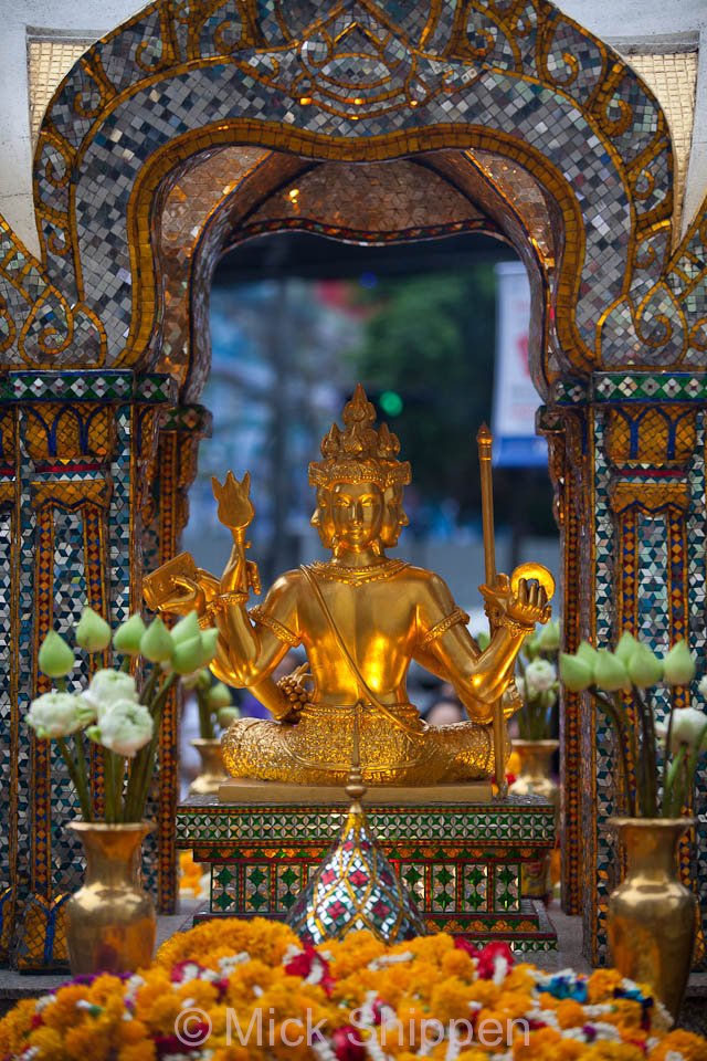 Erawan shrine 01